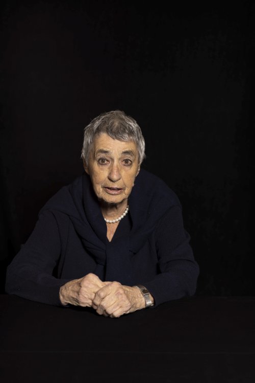 capture the moment24